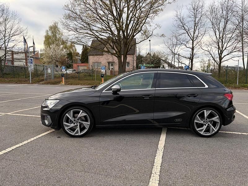 Gebraucht Audi A3 Edition .1 150 PS (110 kW) 2020 Schwarz Limousine