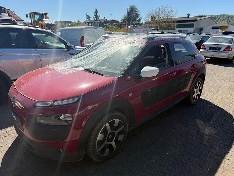 Gebraucht Citroën C4 Cactus Shine Edition 110 PS (80 kW) 2016 Rot Kleinwagen