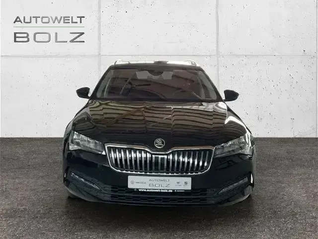 Gebraucht Skoda Superb Ambition 200 PS (147 kW) 2023 Schwarz Kombi
