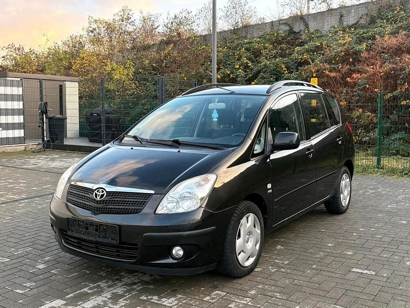 Schwarz Gebraucht 2002 Toyota Corolla Verso Van / Kleinbus | 5.499 € (Teuer) - Bild 1/4