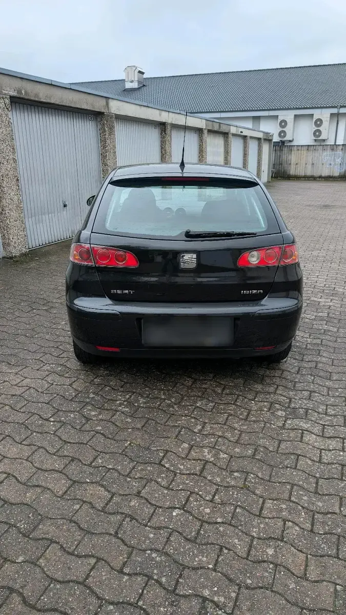 Gebraucht Seat Ibiza 75 PS (55 kW) 2005 Schwarz Kleinwagen
