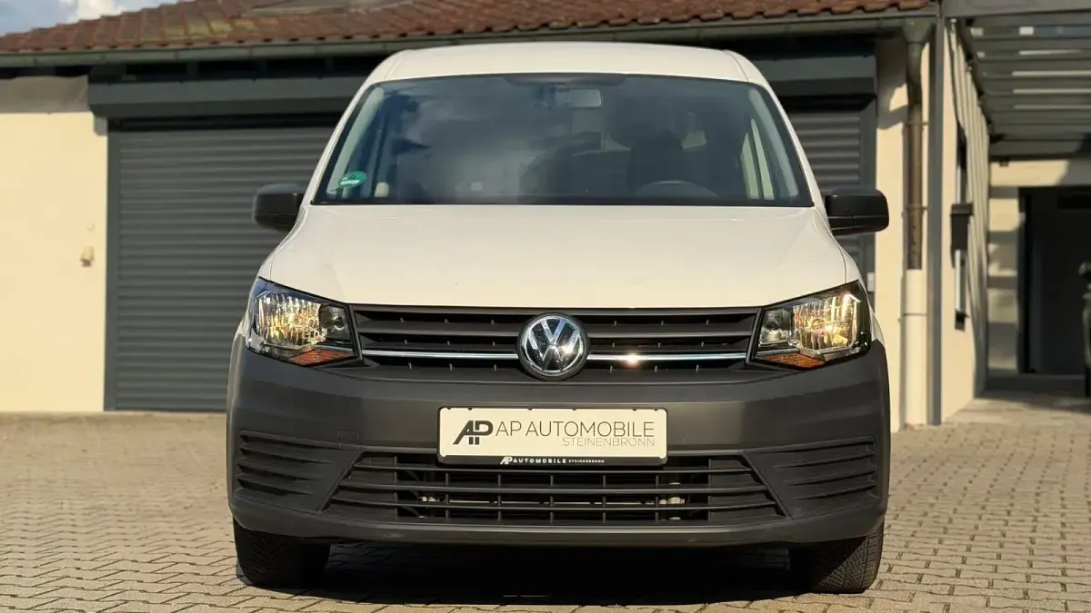 Gebraucht VW Caddy Maxi 102 PS (75 kW) 2020 Weiß Van / Kleinbus