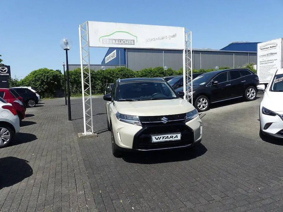 Gebraucht Suzuki Vitara Comfort 129 PS (94 kW) 2025 Beige SUV