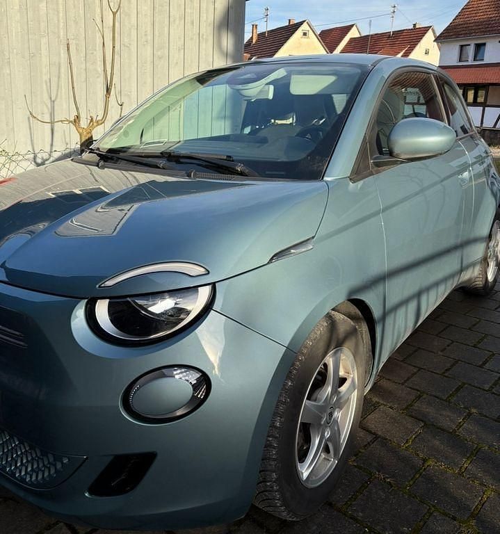 Gebraucht Fiat 500e 69 kW (95 PS) 2021 Blau Limousine