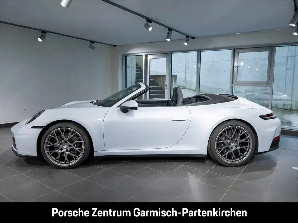 Gebraucht Porsche 911 Carrera Cabriolet 394 PS (289 kW) 2024 Eisgraumetallic Cabrio