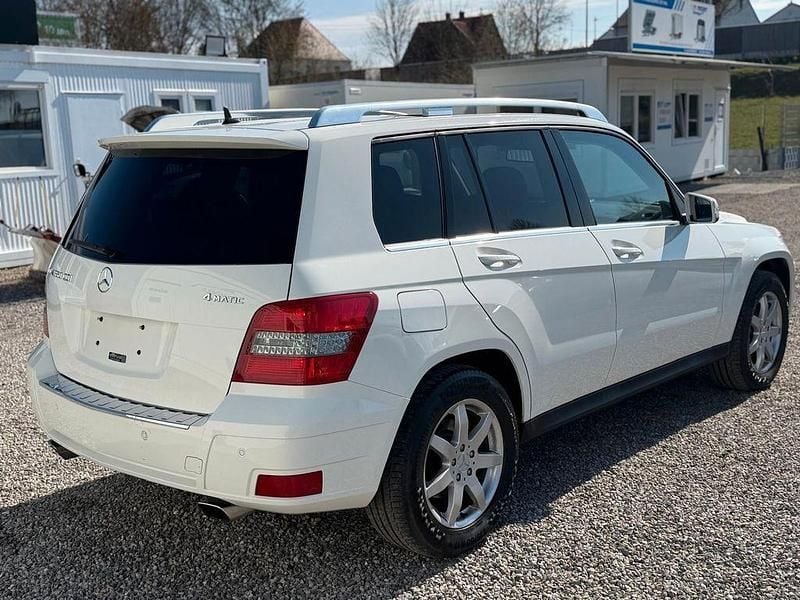 Gebraucht Mercedes GLK350 231 PS (169 kW) 2011 Weiß SUV