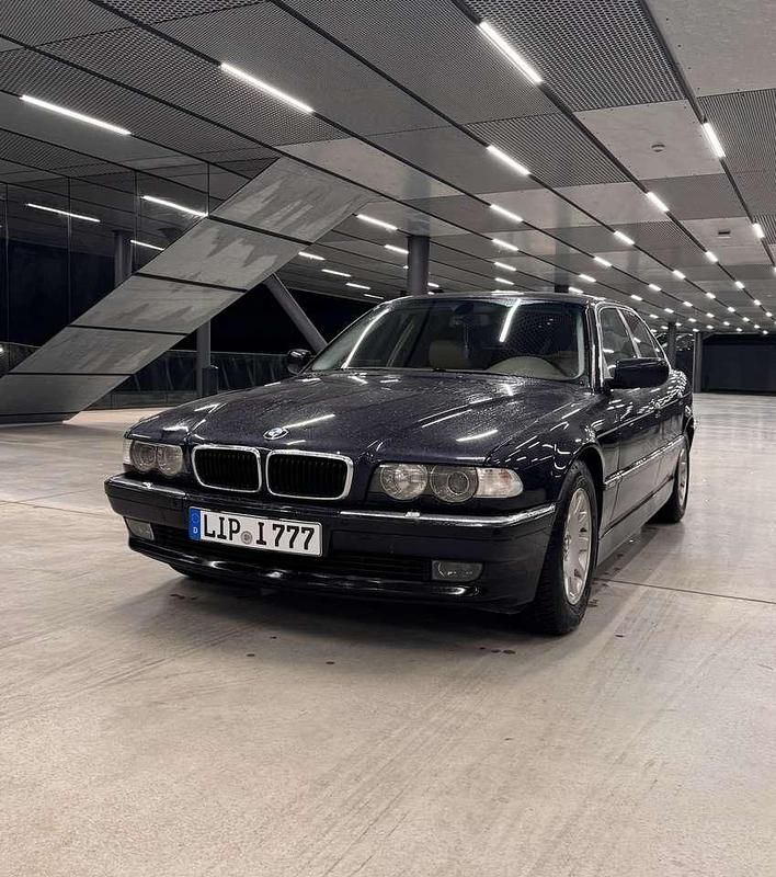 Gebraucht BMW 730 184 PS (135 kW) 2000 Limousine