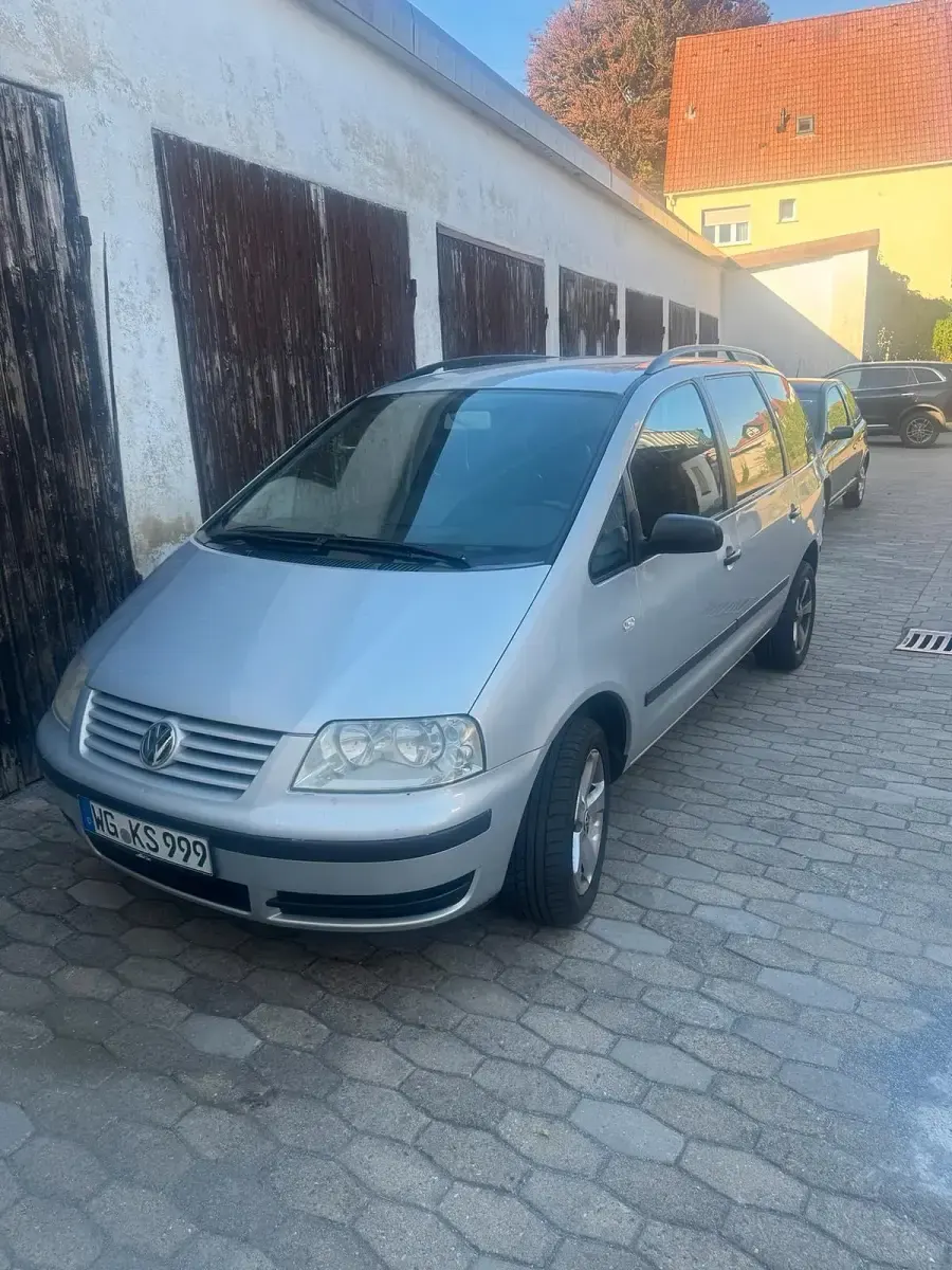 Gebraucht VW Sharan 115 PS (84 kW) 2002 Silber Van / Kleinbus