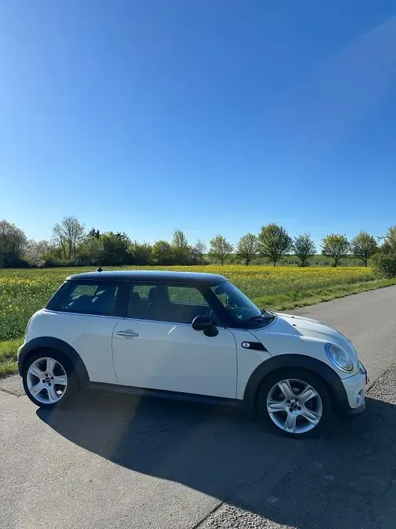 Usata Mini Cooper 122 CV (89 kW) 2012 Beige Utilitaria