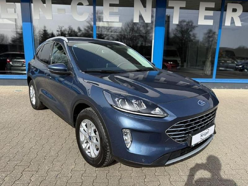 Gebraucht Ford Kuga Titanium 152 PS (111 kW) 2022 SUV