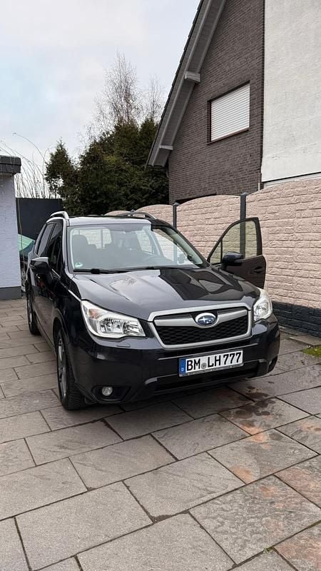 Gebraucht Subaru Forester 147 PS (108 kW) 2013 Grau SUV
