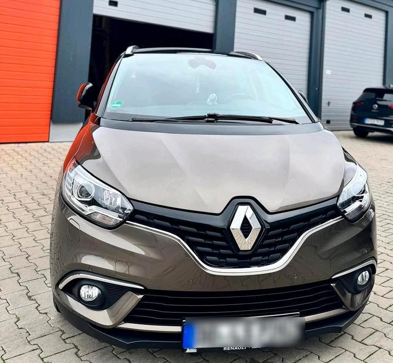 Braun Gebraucht 2020 Renault Grand Scénic IV LIMITED Van / Kleinbus | 17.600 € (Fairer Preis) - Bild 1/4