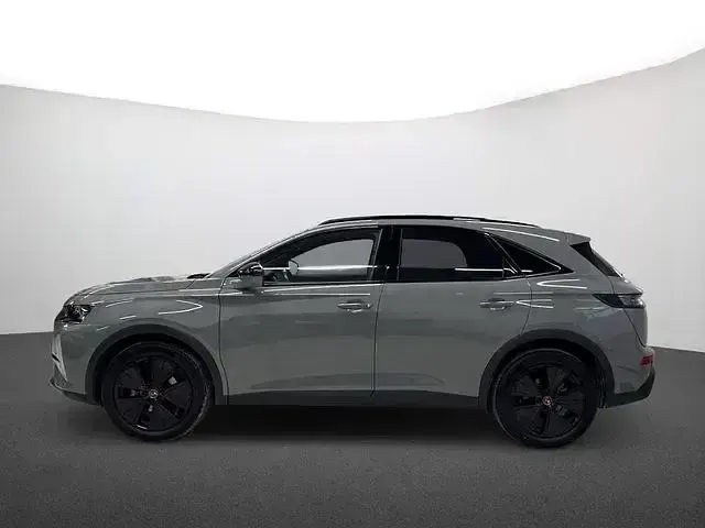 Gebraucht DS Automobiles DS7 Crossback Performance Line Plus 131 PS (96 kW) 2024 Lackierung lacquered grey/metallic klarlack SUV