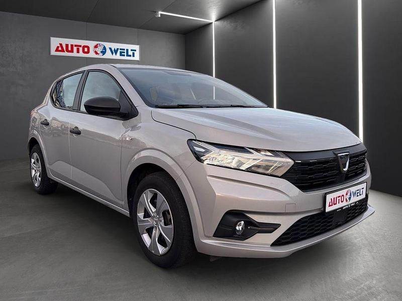 Gebraucht Dacia Sandero Essentiel 67 PS (49 kW) 2021 Beige Kleinwagen