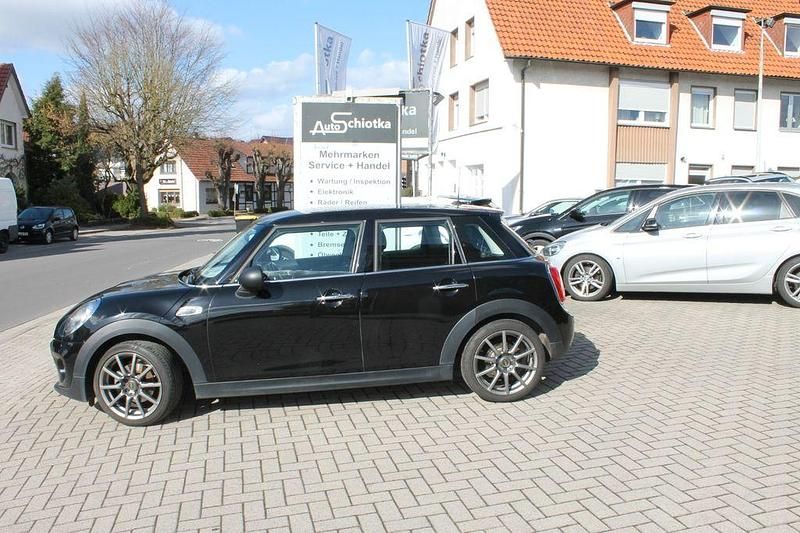 Second-hand Mini ONE 75 CP (55 kW) 2015 Negru Hatchback