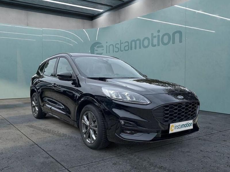 Gebraucht Ford Kuga ST-Line 120 PS (88 kW) 2023 Schwarz SUV