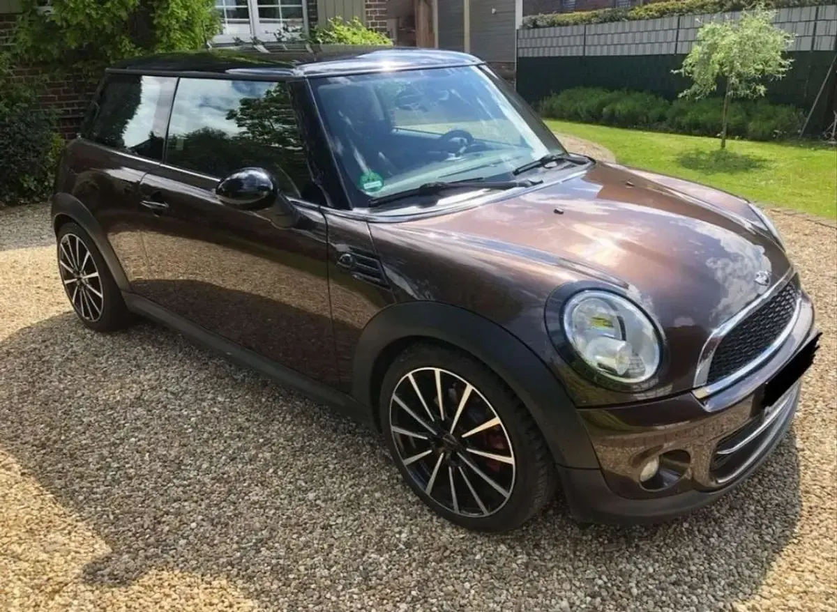 Gebraucht Mini Cooper 122 PS (89 kW) 2011 Braun Kleinwagen
