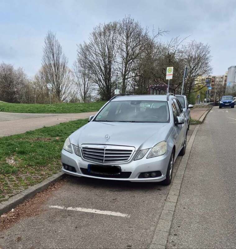 Gebraucht 2010 Mercedes E220 Kombi | 7.500 € (Fairer Preis) - Bild 1/4