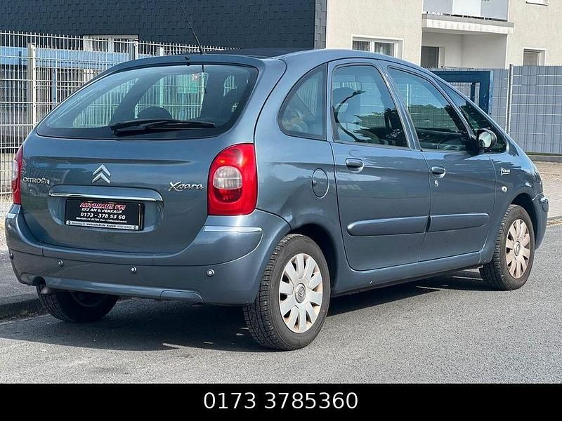 Gebraucht Citroën Xsara 109 PS (80 kW) 2008 Grau Van / Kleinbus