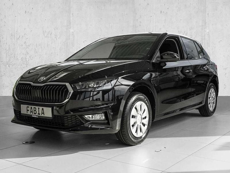 Neu Skoda Fabia Essence 80 PS (58 kW) 2026 Blackmagic perleffekt Limousine