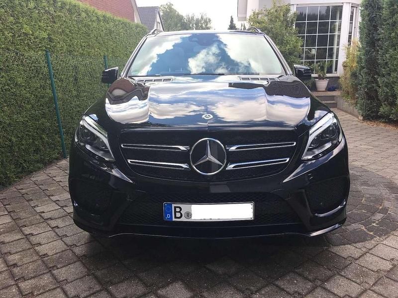 Gebraucht Mercedes GLE500 Exclusive 455 PS (334 kW) 2018 Schwarz SUV