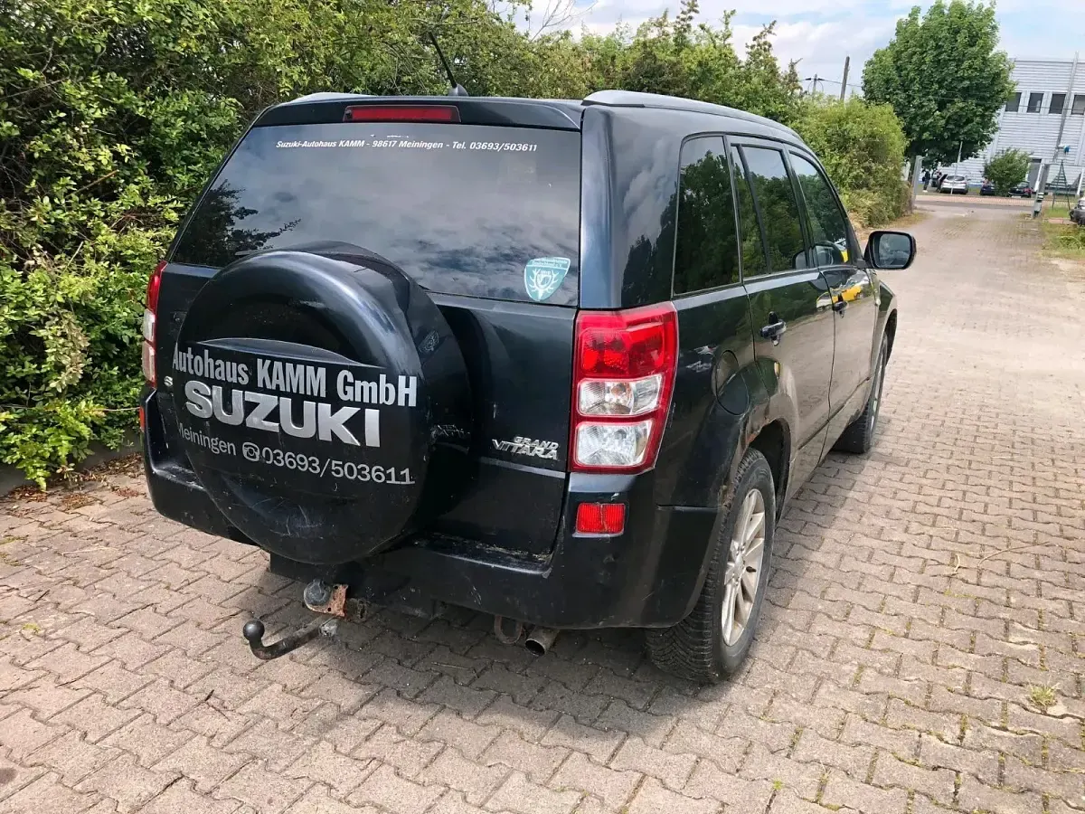 Gebraucht Suzuki Grand Vitara 129 PS (94 kW) 2007 Schwarz SUV