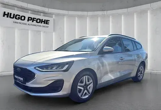Gebraucht Ford Focus Cool & Connect 125 PS (91 kW) 2022 Kombi