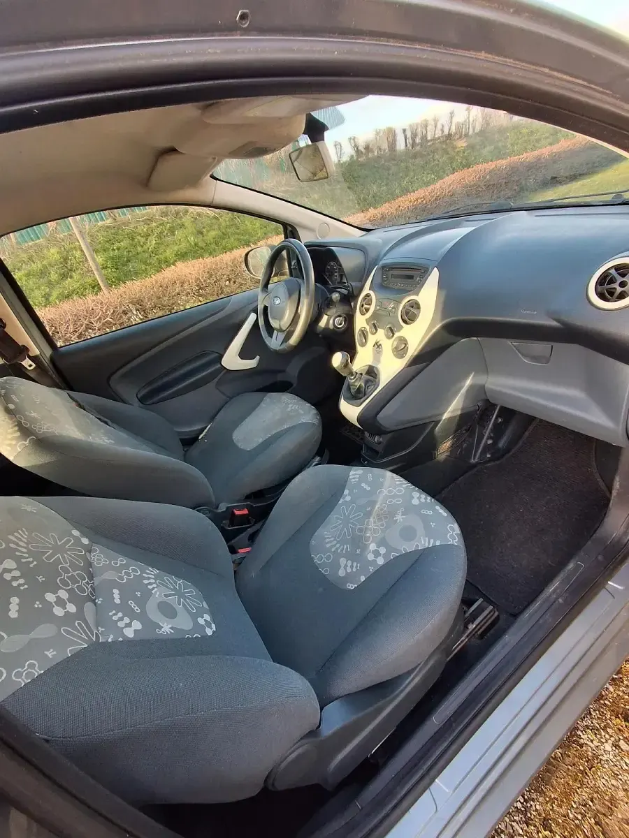 Gebraucht Ford Ka 70 PS (51 kW) 2009 Beige Kleinwagen