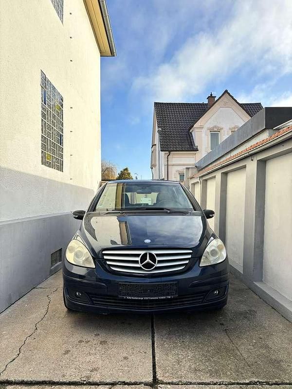 Gebraucht 2007 Mercedes B180 Van / Kleinbus | 2.700 € (Fairer Preis) - Bild 1/4