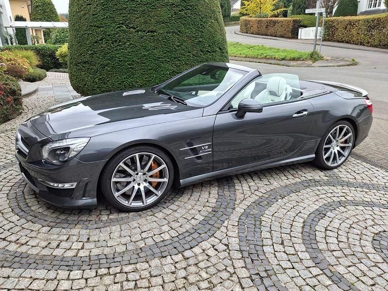 Grau Gebraucht 2014 Mercedes SL63 AMG AMG Cabrio | 76.000 € - Bild 1/4