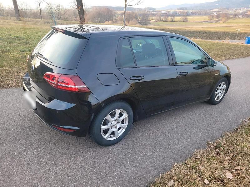 Gebraucht VW Golf VII Cup 140 PS (102 kW) 2014 Schwarz Limousine