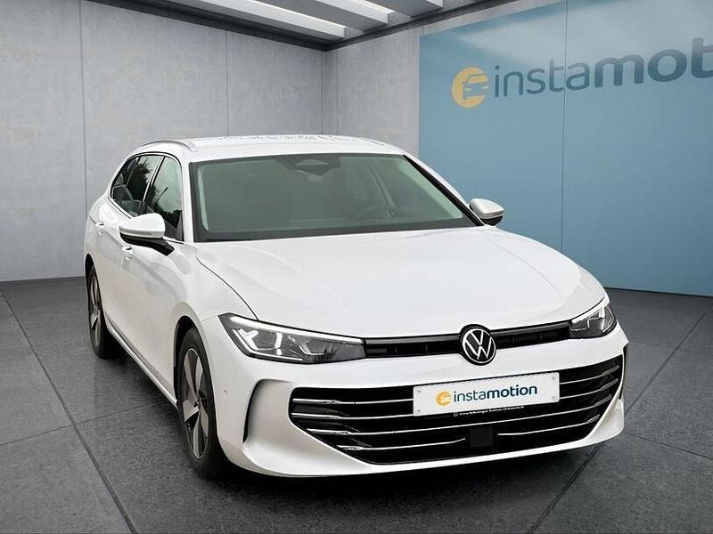 Gebraucht VW Passat 150 PS (110 kW) 2024 Weiß Kombi