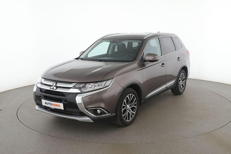 Braun Gebraucht 2017 Mitsubishi Outlander Edition SUV | 17.630 € (Fairer Preis) - Bild 1/3
