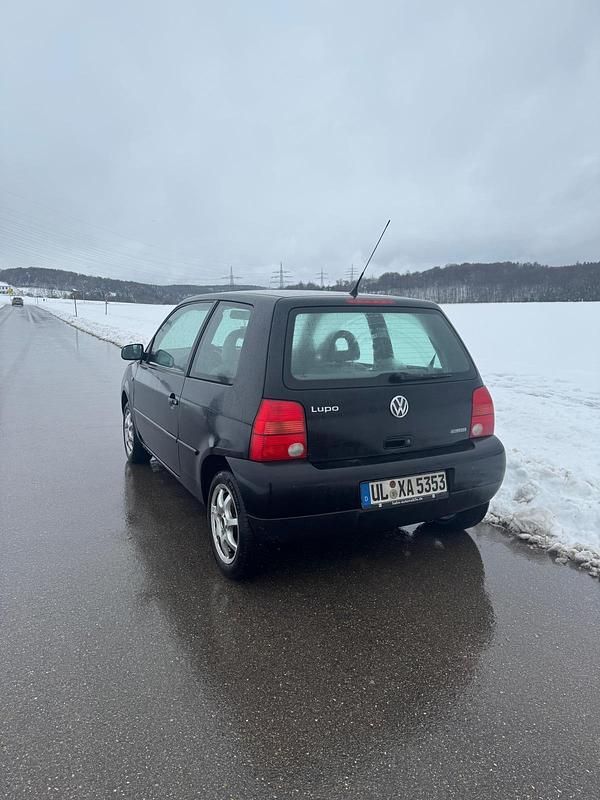 Gebraucht VW Lupo 50 PS (36 kW) 2001 Schwarz Kleinwagen