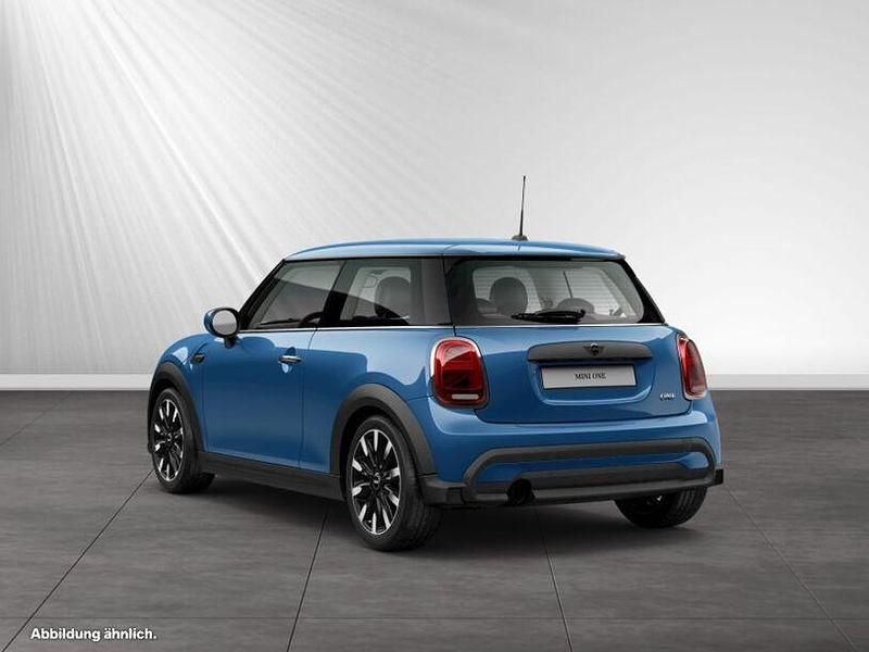 Gebraucht Mini ONE 102 PS (75 kW) 2021 Island blue metallic Kleinwagen