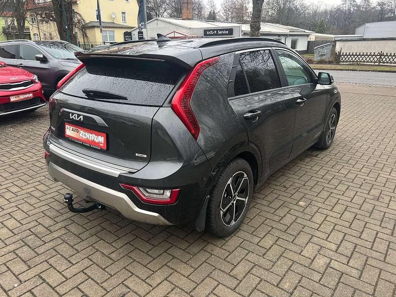 Gebraucht Kia Niro Spirit 105 PS (77 kW) 2024 (agt) interstellar grau met. SUV