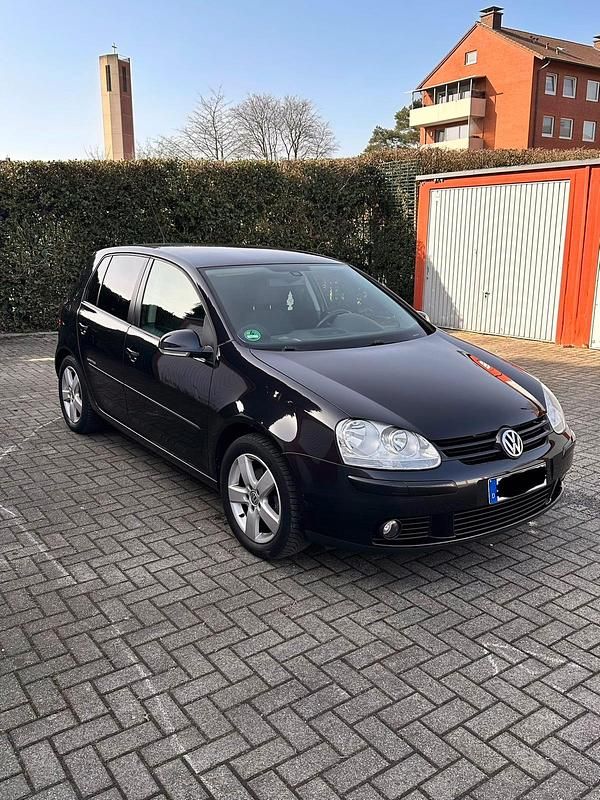 Gebraucht VW Golf VI United 80 PS (58 kW) 2008 Schwarz Kleinwagen