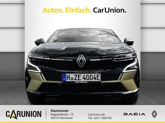 Gebraucht Renault Megane E-Tech Iconic 160 kW (218 PS) 2023 Black pearlschwarz metallic, dolomitgrau Limousine