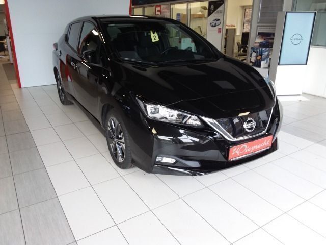 Gebraucht Nissan Leaf Tekna 110 kW (150 PS) 2021 Black (m) Kleinwagen