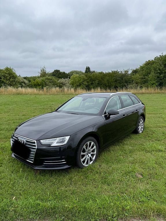 Schwarz Gebraucht 2018 Audi A4 Design Kombi | 17.500 € (Guter Preis) - Bild 1/4