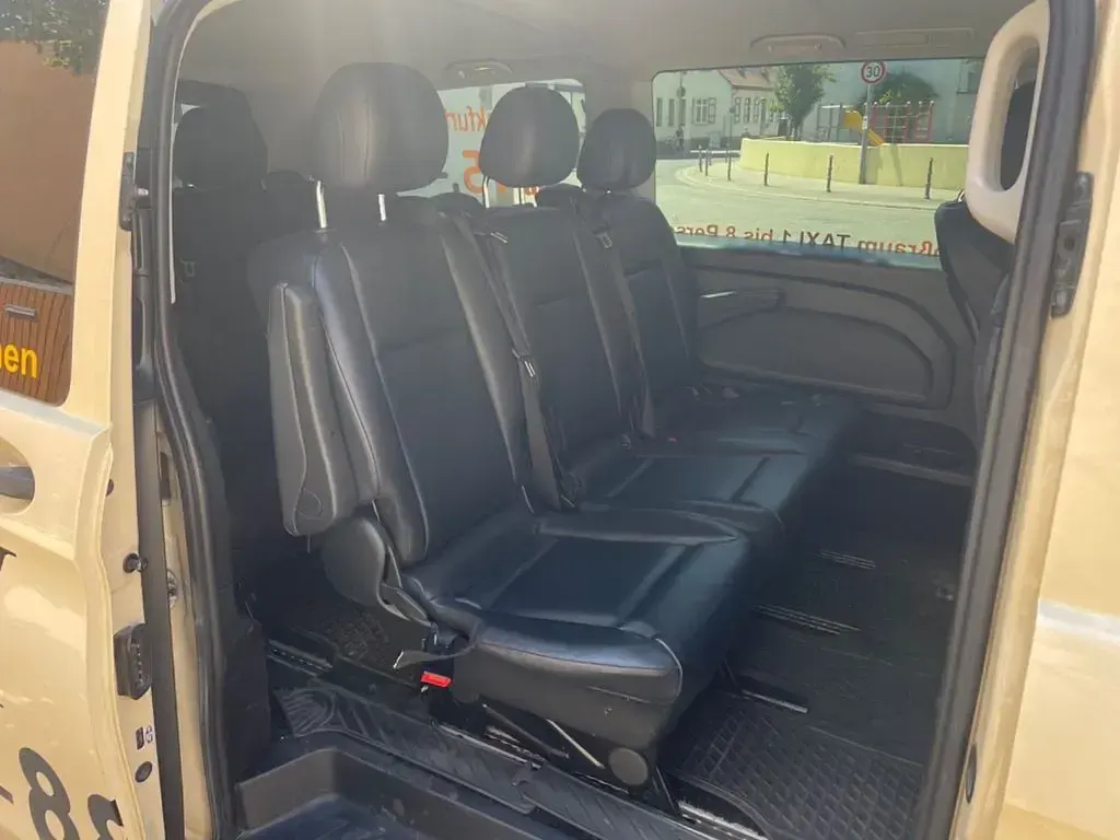 Gebraucht Mercedes Vito 163 PS (119 kW) 2015 Gelb Van