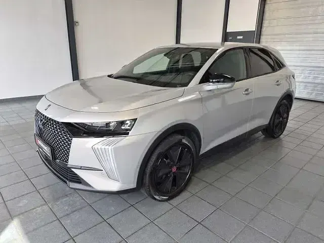 Gebraucht DS Automobiles DS7 Crossback Performance 131 PS (96 kW) 2024 Grau SUV