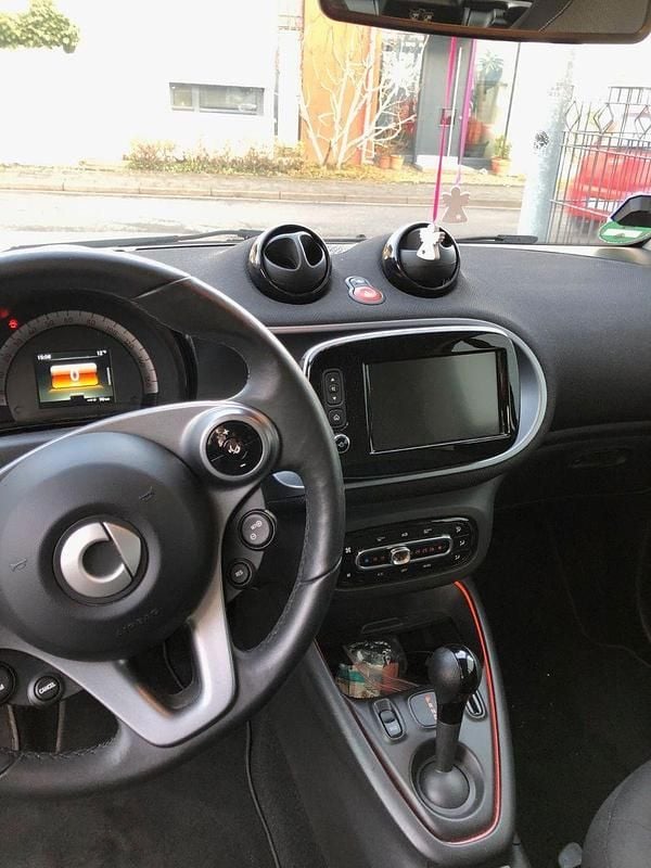 Gebraucht Smart ForTwo Coupé Prime 60 kW (82 PS) 2020 Rot Cabrio