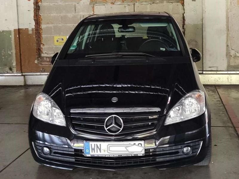 Schwarz Gebraucht 2009 Mercedes A160 Limousine | 3.459 € (Guter Preis) - Bild 1/4