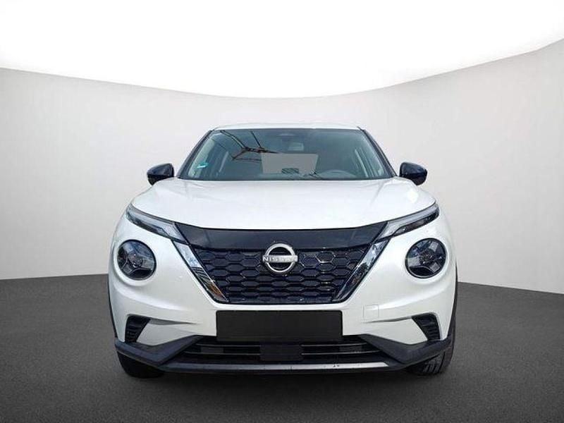 Gebraucht Nissan Juke Acenta 143 PS (105 kW) 2024 Pearl white black te (metallic) SUV