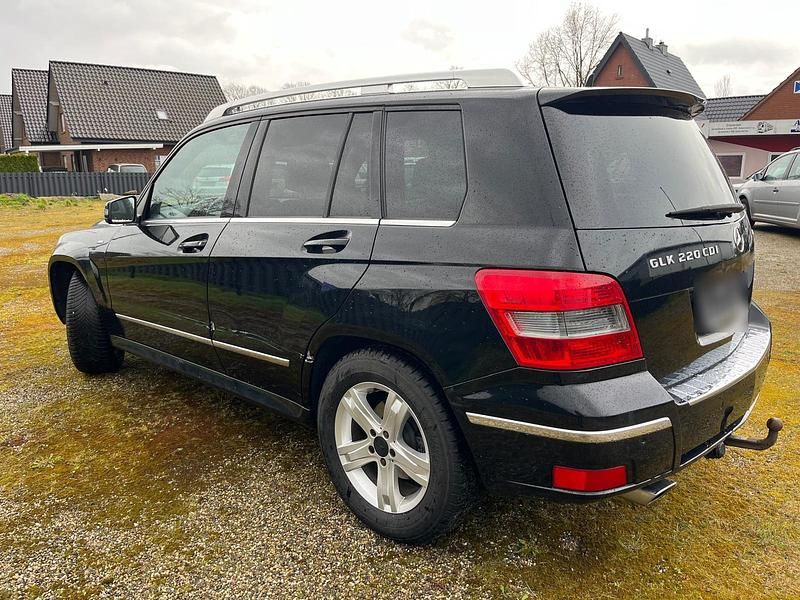 Gebraucht Mercedes GLK220 170 PS (125 kW) 2011 Schwarz SUV
