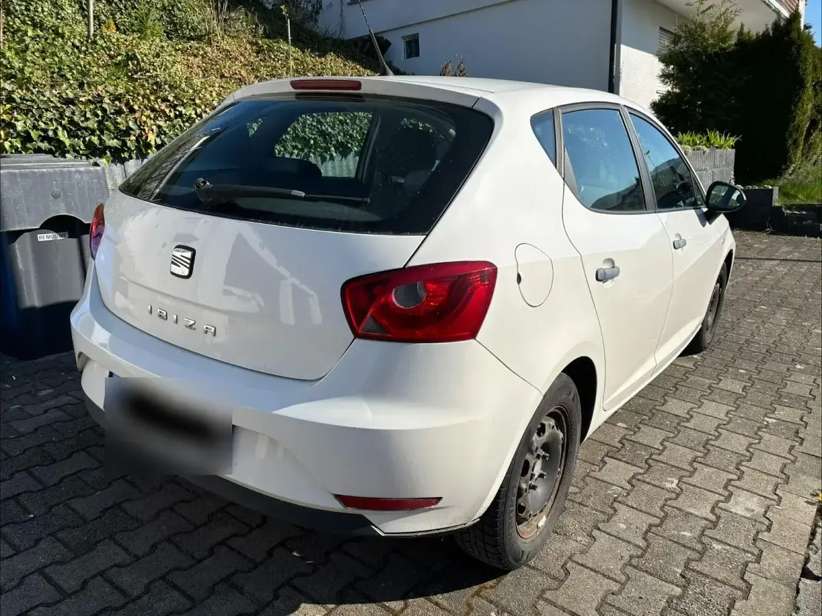 Gebraucht Seat Ibiza Reference 86 PS (63 kW) 2012 Weiß Limousine
