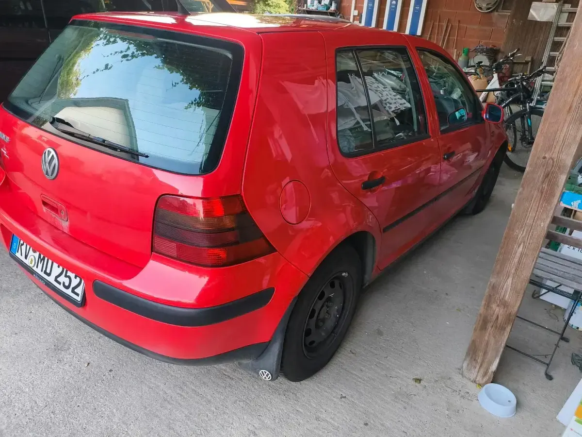 Gebraucht VW Golf III 75 PS (55 kW) 1998 Rot Kleinwagen