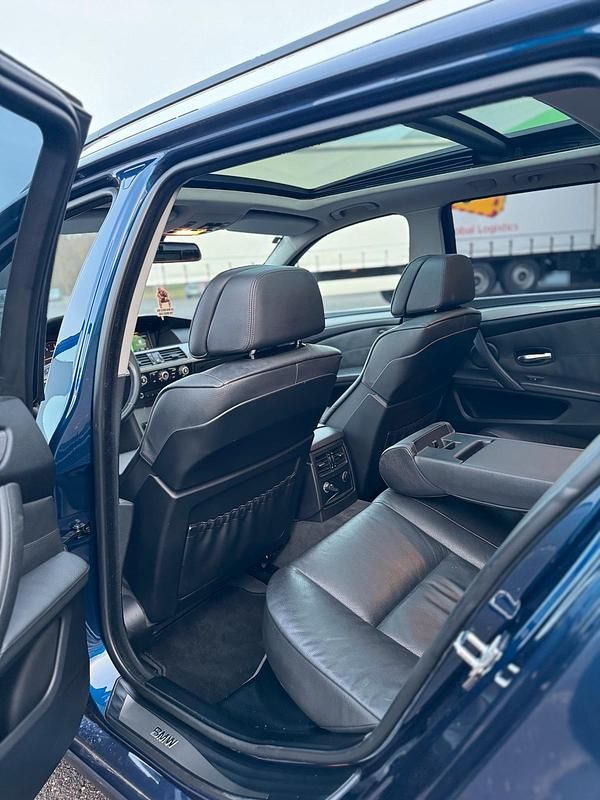 Second-hand BMW 525 197 CP (144 kW) 2008 Albastru Break