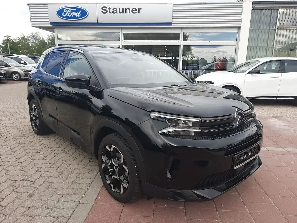 Gebraucht Citroën C5 Aircross 136 PS (100 kW) 2025 Lackierung schwarz perla nera/ty (metallic) SUV
